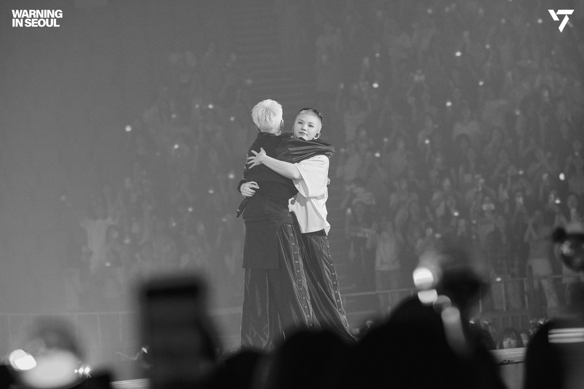 we have official photo of howoo hug 😭😭😭😭😭😭😭😭😭😭😭😭😭😭😭😭😭😭😭😭😭😭😭😭😭