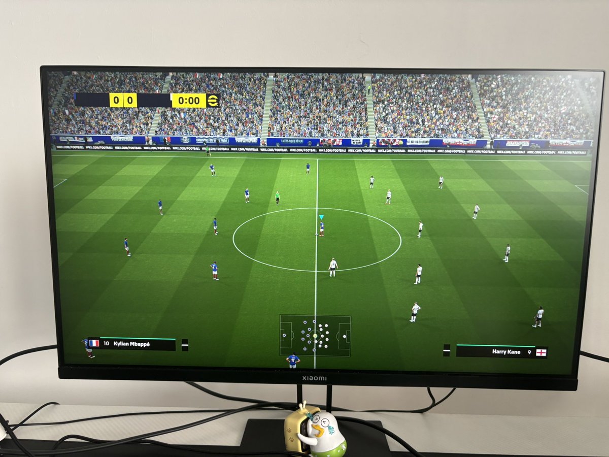 Pertama kali nyobain eFootball, turns out it’a not bad. Gerakan pemainnya juga terlihat lebih real daripada EAFC