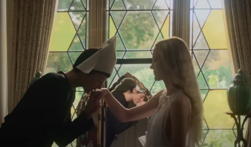 justmiaslife's tweet photo. #1000NightsOfHero sparkles thanks to Emma Corrin’s wit and cunning. Maika Monroe adds quiet vulnerability and Nicholas Galitzine brings sleazy, sharp-edged charm. A fantastical tale grounded in real emotion, thanks to it's center performances. https://t.co/bggSqXhwY6