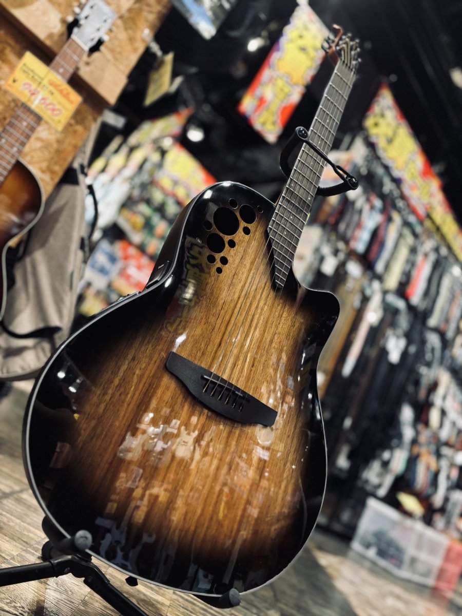 espcustomshop's tweet image. ／
半期に一度の大チャンス‼️
“大決算SALE”開催中📣
＼

【商品情報】#Ovation CE44P ABLKW
通常売価¥123,750 → 今ならなんと¥110,000‼️

ギター、ベースその他対象商品、特別価格で大放出！💥

#梅田 #楽器 #決算 #大決算 #セール