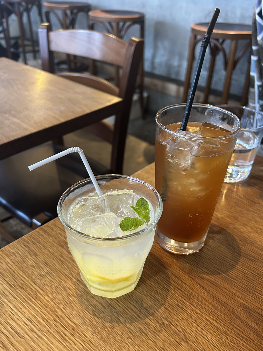 yuzu0807i's tweet photo. 並んでないタイミングを見ると、つい寄りたくなってしまう人気定食屋さん🐟️
📍yuzuki https://t.co/sKCTwTQte1