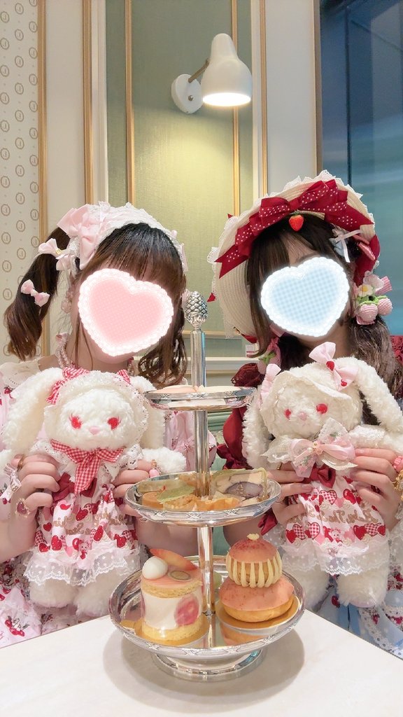 ユキちゃんとサクピンイチゴ🍓双子\(ϋ)/\(ϋ)/💕