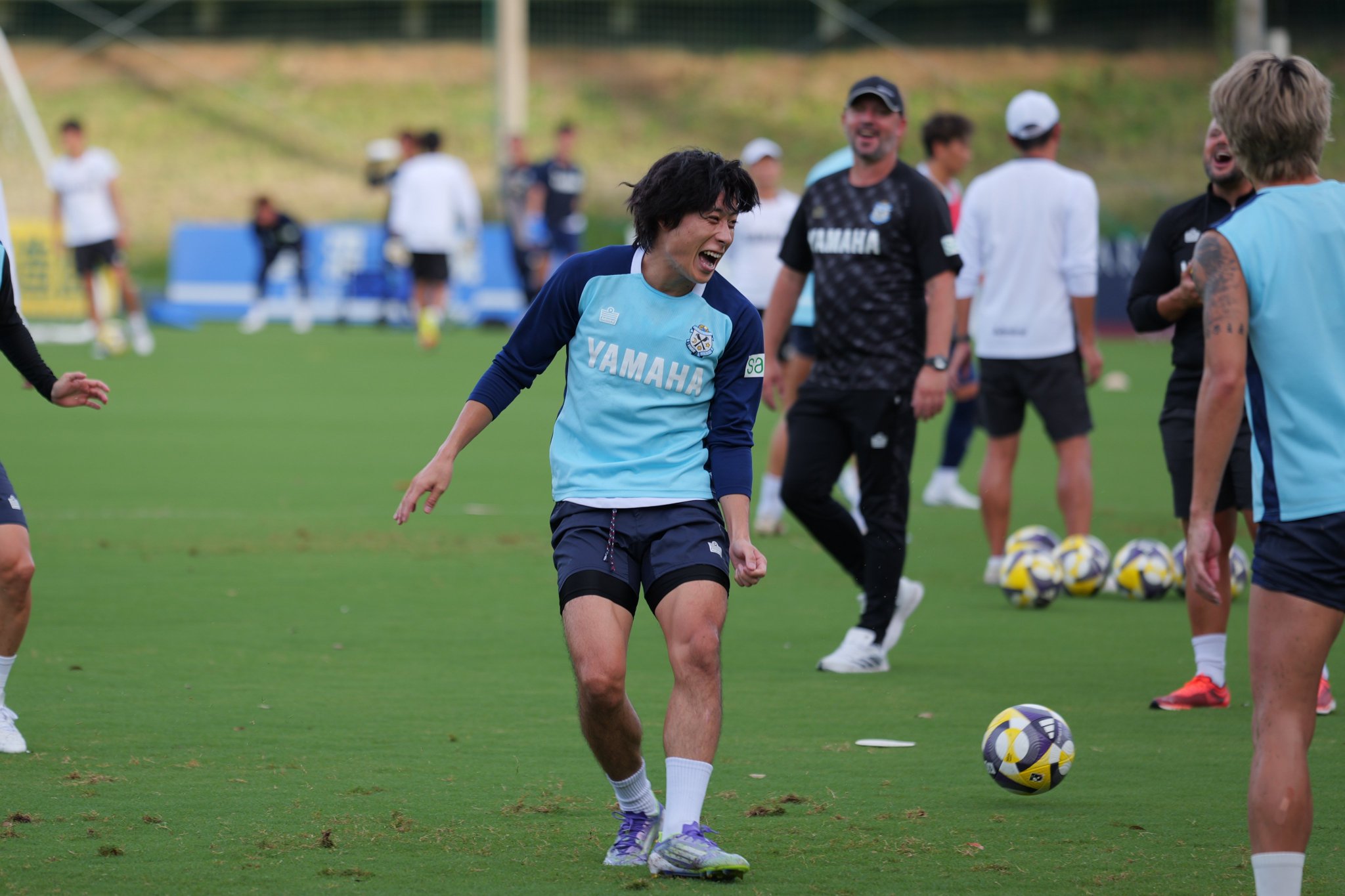 Yamaha FC Jubilo Iwata ポンチョ Yamaha FC Jubilo Iwata ポンチョ｜m.drogi.chカンパニー公式
