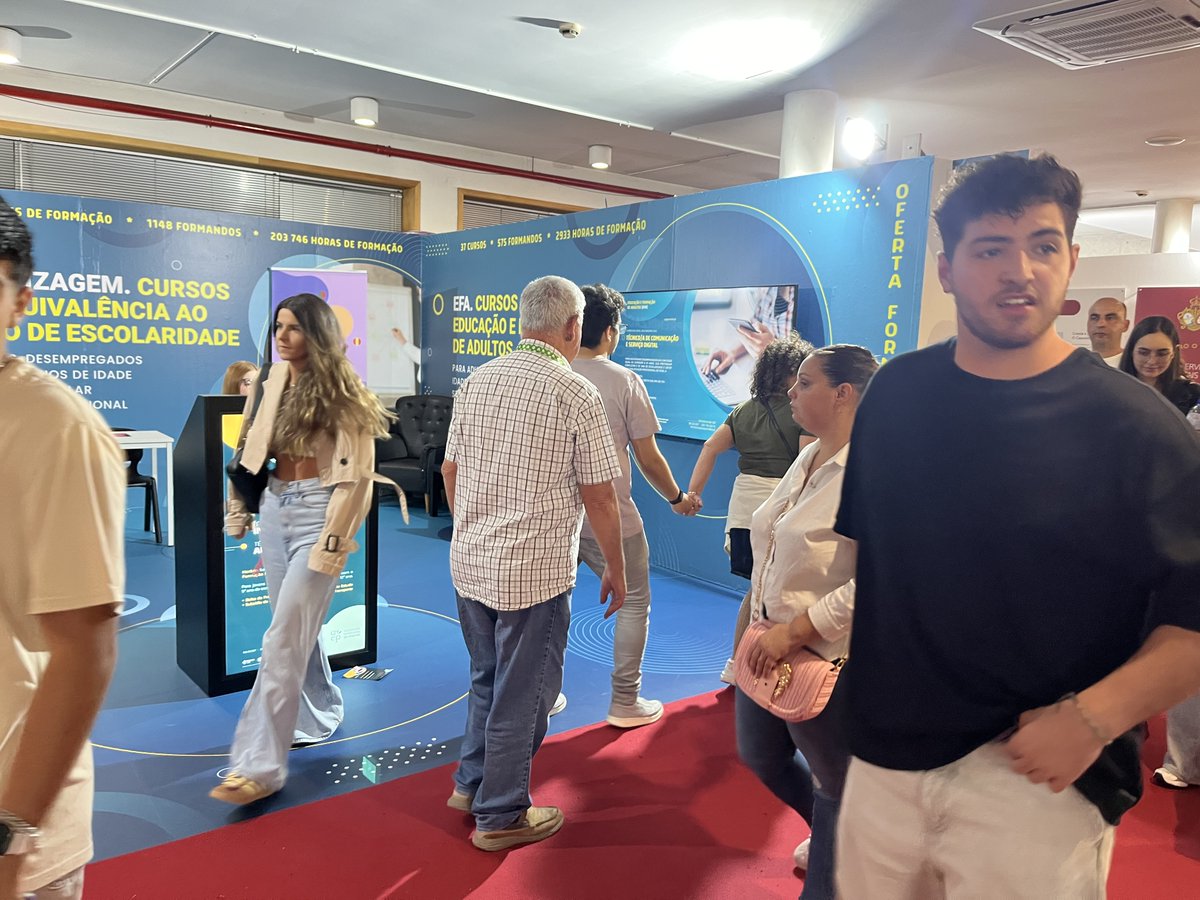 factsvetforce's tweet photo. Dissemination - Agrival (agricultural fair) in Penafiel, visited by over 150,000 people
#factsvetforce
#fakenews
#eramusplus https://t.co/L93CFvPGyk