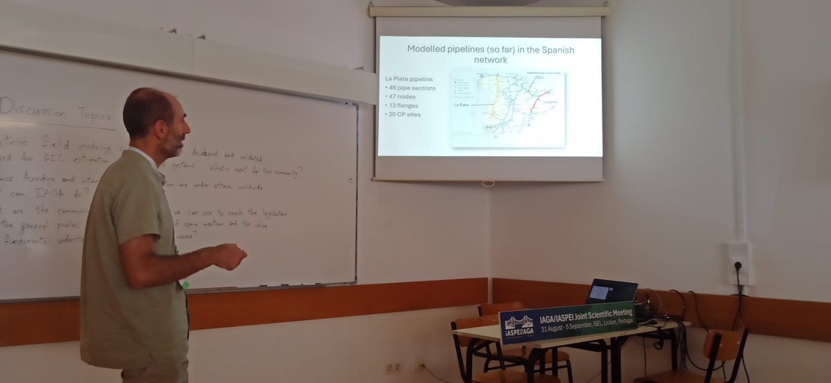 obsebre's tweet photo. Setmana de congrés a la IAGA/IASPEI Scientific Meeting 2025 de Lisboa, on hem exposat els nostres treballs relatius a l'impacte de la meteorologia espacial sobre les xarxes de transport elèctric i de gas, així com classificació de començaments bruscos de tempestes geomagnètiques. https://t.co/PhLgK6coqs