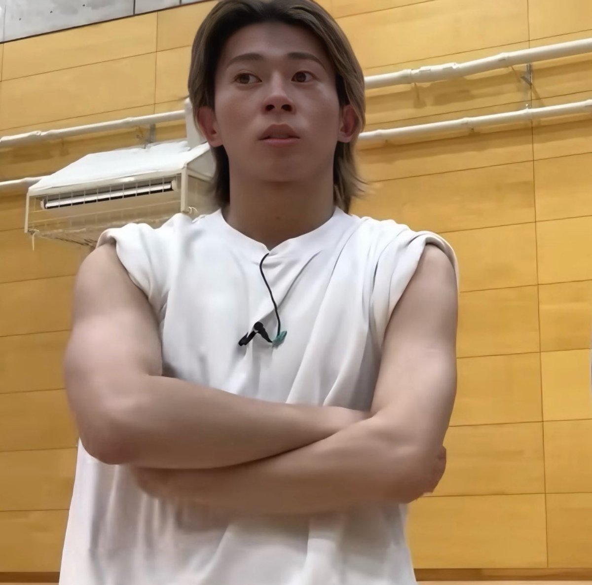 こんな可愛い顔してこんな筋肉あるとバグる