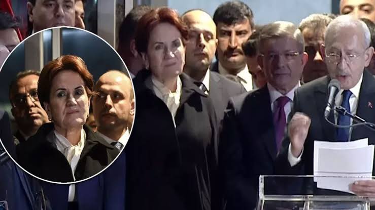 AkifSarperOnder's tweet photo. Birkaç gündür yazılı ve görsel medyada sürekli önüme çıkan CHP’li trol gazeteciler ve üst düzey CHP yöneticilerinin hep bir den Kemal Kılıçdaroğlu’na yüklendiklerine ve adeta bir şeytan çıkarma ayini yaptıklarına tanık oluyorum. 

Hepsi de bir ağızdan öfke kusarak Bay Kemal’in genel seçimlerde CHP’nin 4-5 puan farkla kazanabilecek 2 adayı varken çakı, çakmak, ayna, tarak 4 parti liderini de milletvekilliği pazarlıkları ile yanına çekerek kendisini aday olarak dayatıp tüm ülkenin geleceğine ve partilerine nasıl ihanet ettiğini bağırıyorlar.

Peki neden hiçbirisi bu ihanete baş kaldıran Sn. Meral Akşener’den bahsetmiyor ?

Halbuki o gün 5 adam masada menfaatleri doğrultusunda birleşirken onlara kafa tutan kadına çok iyi saldırıyordunuz.

O zaman Sn. Meral Akşener’i suçlayıp, ülkeyi emanet etmeye kalktığınız Bay Kemal’e bugün partinizi emanet edemiyorsunuz .

O günlerde gece gündüz verdiğimiz emeklerimizi nasıl çaldınız ?
Bizlere inanan o kadar seçmenin güvenine nasıl ihanet ettiniz ?
Bu heriflerin kurduğu düzeneğe boyun eğmeyen @meral_aksener ‘e nasılda haksızlık yaptınız ? 

Size de,sizin siyasetinize de, sizle ittifak edip size uyana da … ne diyelim.
Yemeyin mazlumun hakkını,
Çıkar …