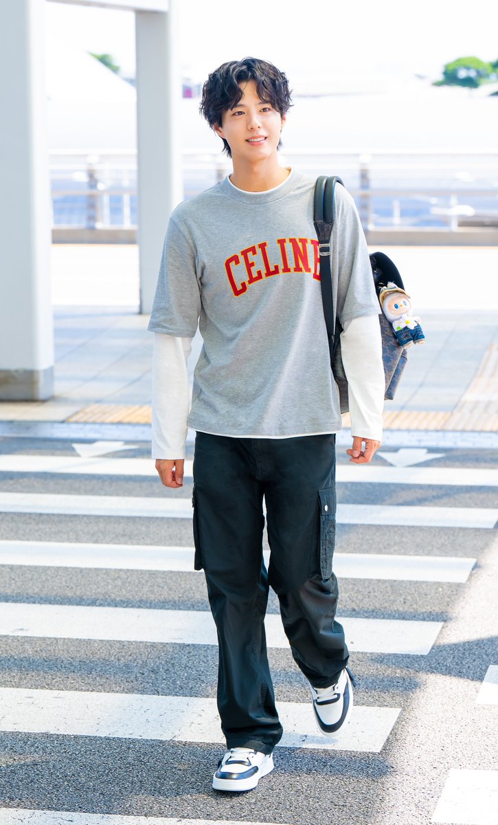 Bogum Park wearing CELINE in Seoul.   

#CELINE