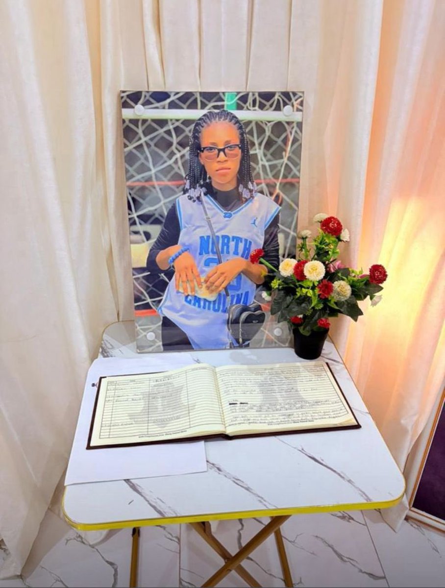 phynation_'s tweet image. PHYNA is grieving…. A lot is going on 😩😩

You guys keep bullying her and twisting narratives 

Leave her alone ooo 😭 

Rip Ruth 🥹🥹🥹🥹🕊️🕊️🕊️ we love you 

#justiceforruth 
#ruthlifematters 
#Phyna𓃰