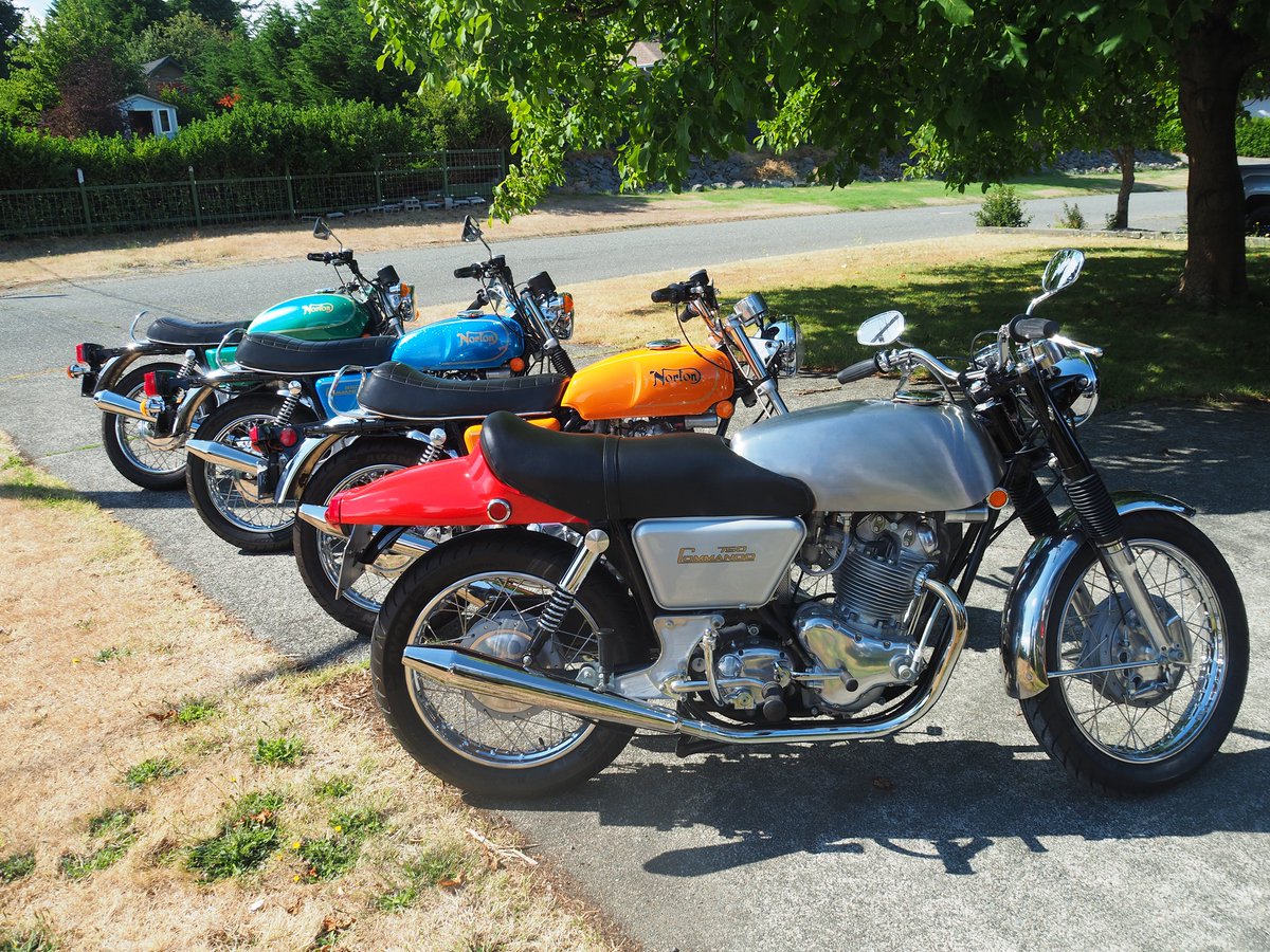 classicbikeshow's tweet image. John Kerrs; 1968 Norton Commando 750 Fastback, 1972 Commando Combat 750 Roadster, 1974 Commando 850 Roadster, 1974 Commando 850 Interstate. Tank on the ‘68 is still to be painted. Do you have a favourite?
#classicmotorcycle #classicmotorcycles #motorcycleevents #classicbike