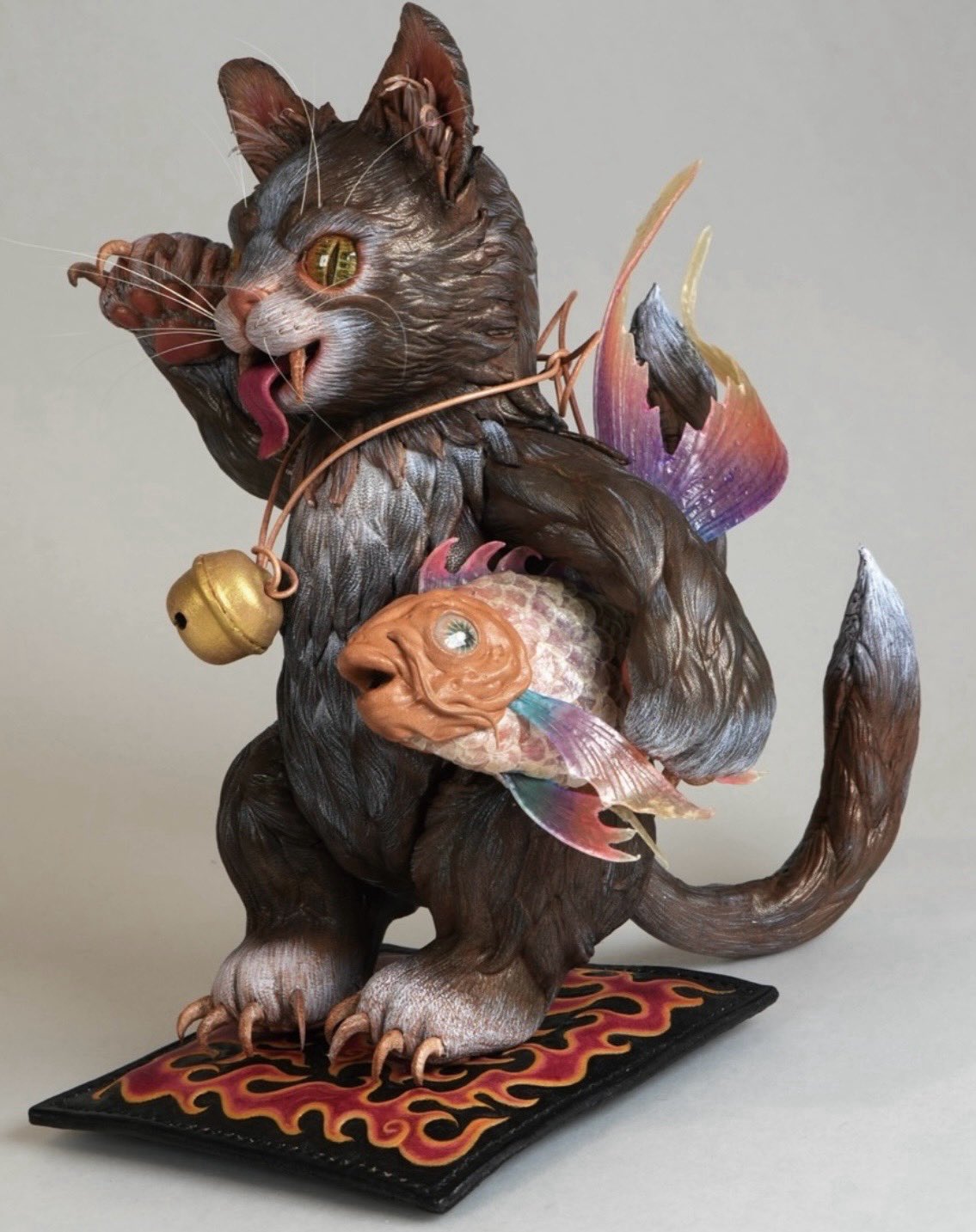 招き猫置物　竹根彫刻ダークブラウン 招き猫置物 竹根彫刻ダークブラウン