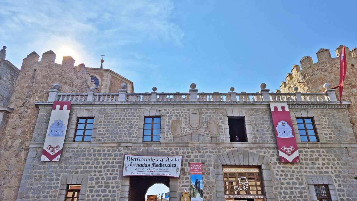 ⚔️ Fuimos un día un Imperio...

XXVIII Jornadas Medievales
                 ⚔️🏰🛡
         #Ávila te espera

         #ÁvilaMedieval