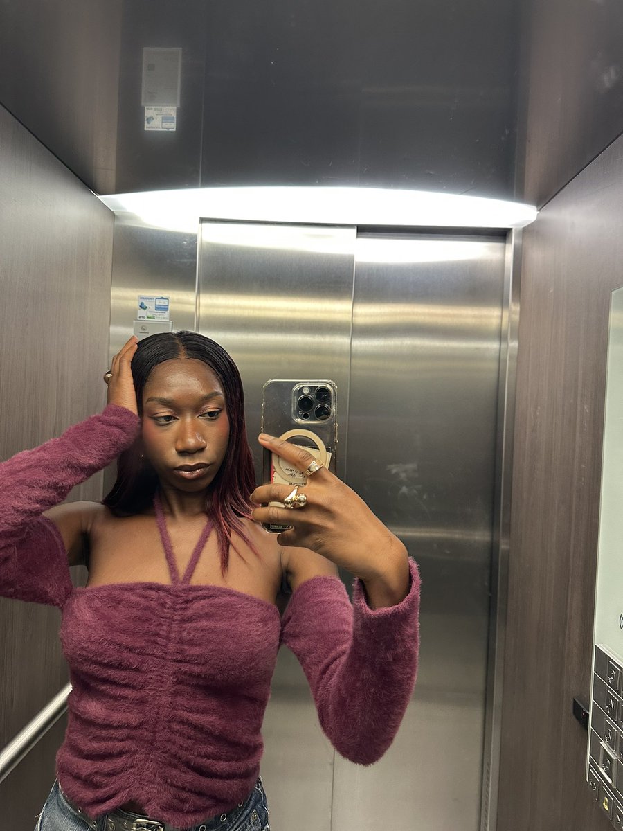 Marie⭐️ tweet media