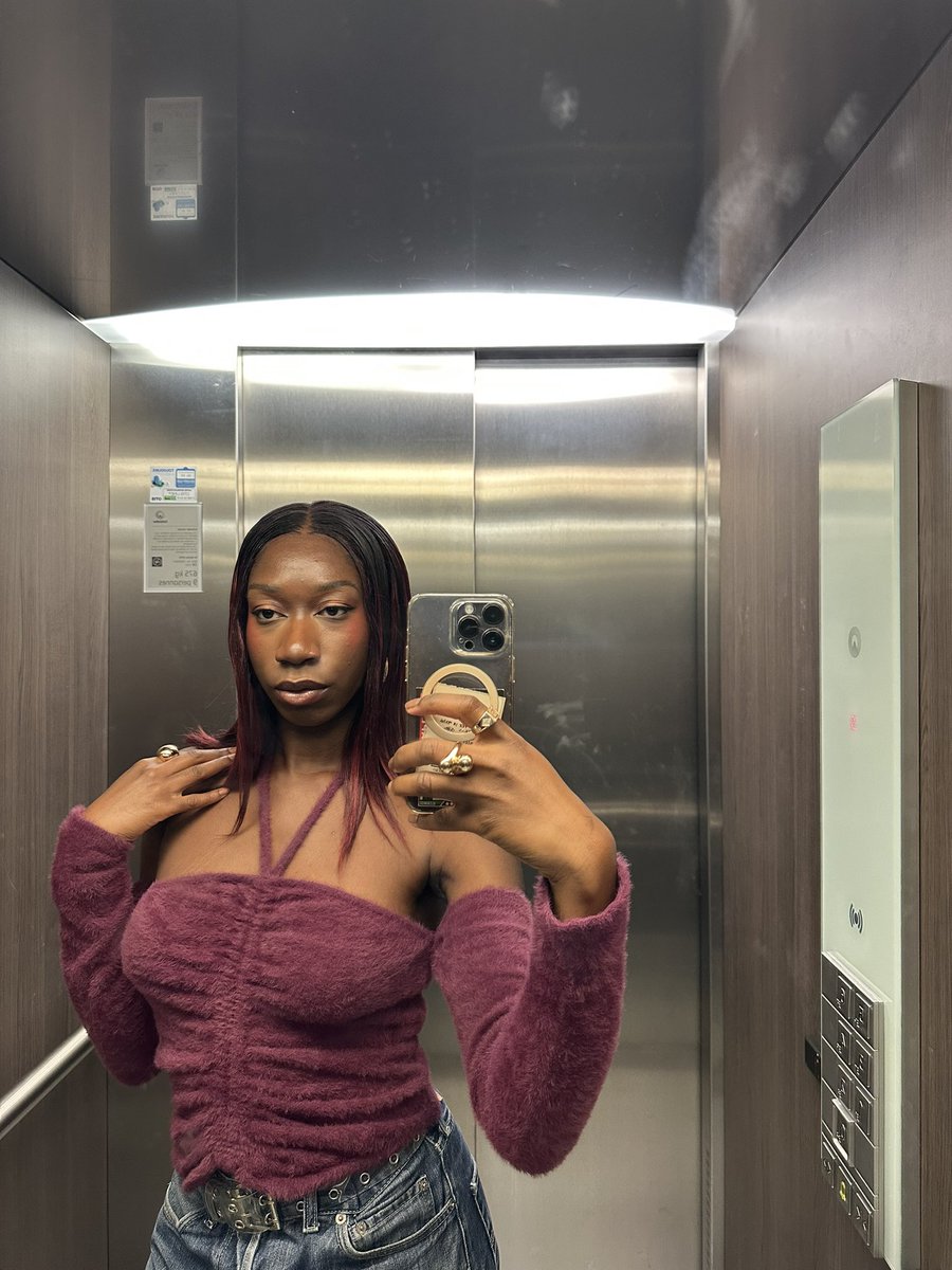 Marie⭐️ tweet media