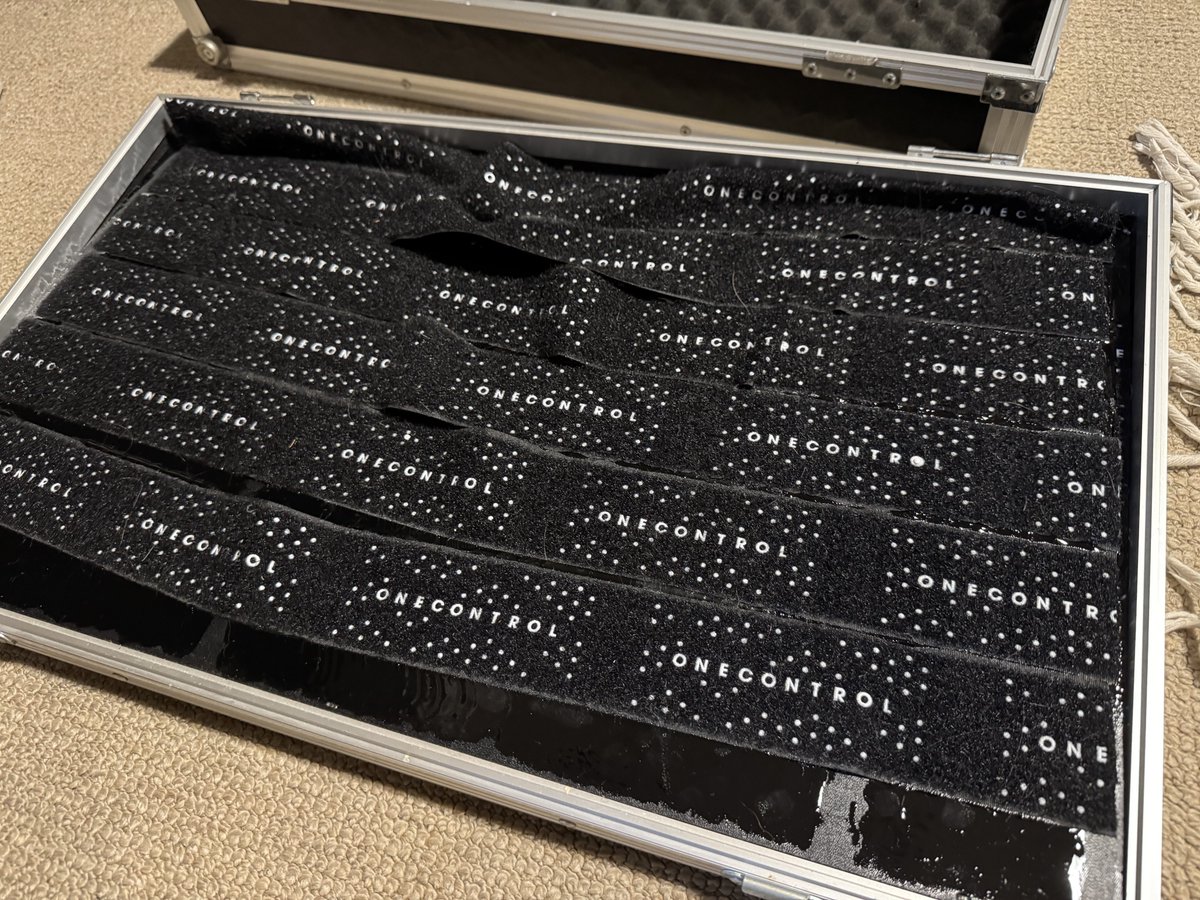 Yuxi (@synchronicnotes) / X