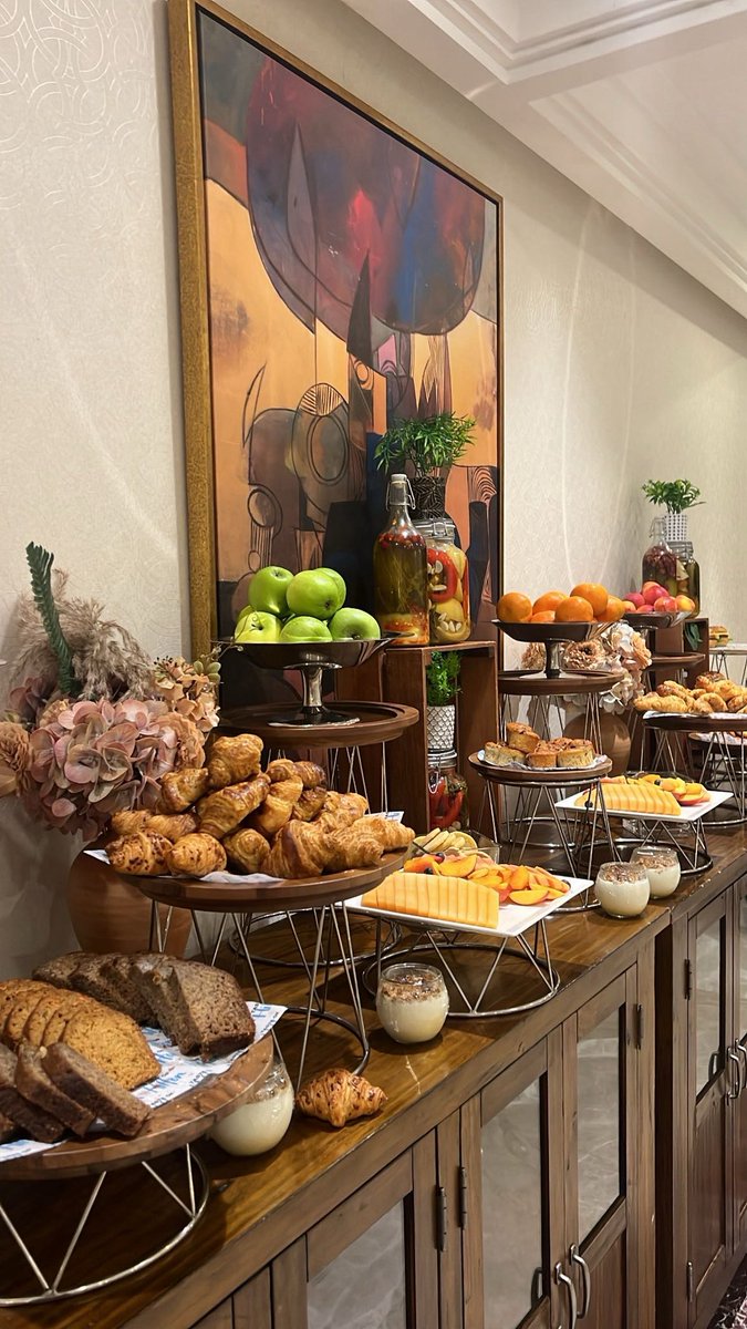 📍- The Hotel Galleria, by Hilton
