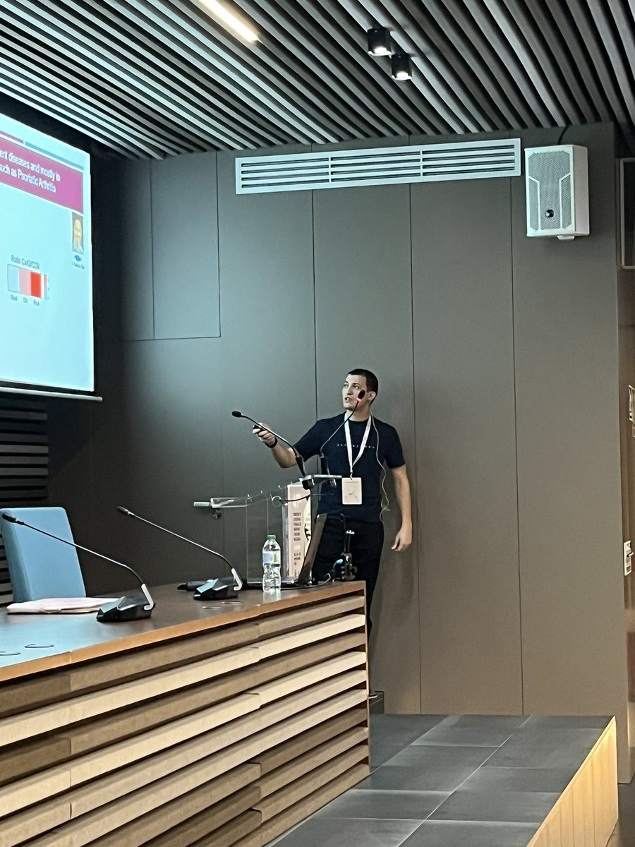 SEBBM (@sebbm_es) on Twitter photo New biomarker based on a membrane protein in synovial fluid for early diagnosis of Osteoarthritis por Iñaki López Díaz <a href="/cinbio_uvigo/">CINBIO</a> #47congresoSEBBM New biomarker based on a membrane protein in synovial fluid for early diagnosis of Osteoarthritis por Iñaki López Díaz <a href="/cinbio_uvigo/">CINBIO</a> #47congresoSEBBM