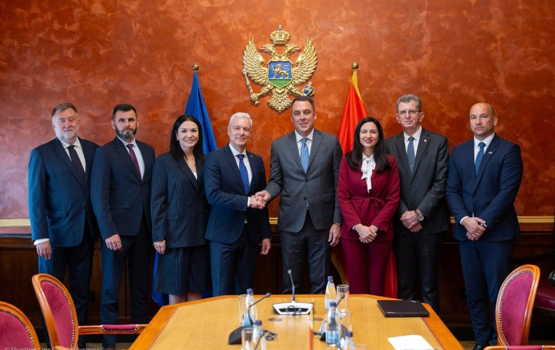 🇸🇰 support to 🇲🇪 ambitions to become 🇪🇺 MS by 2️⃣0️⃣2️⃣8️⃣ confirmed during meetings of 🇸🇰 Parliament delegation led by #janferencak with #OpstinaBudva, <a href="/maidagorcevic/">Maida Gorčević</a> and <a href="/SkupstinaCG/">Skupština Crne Gore</a>