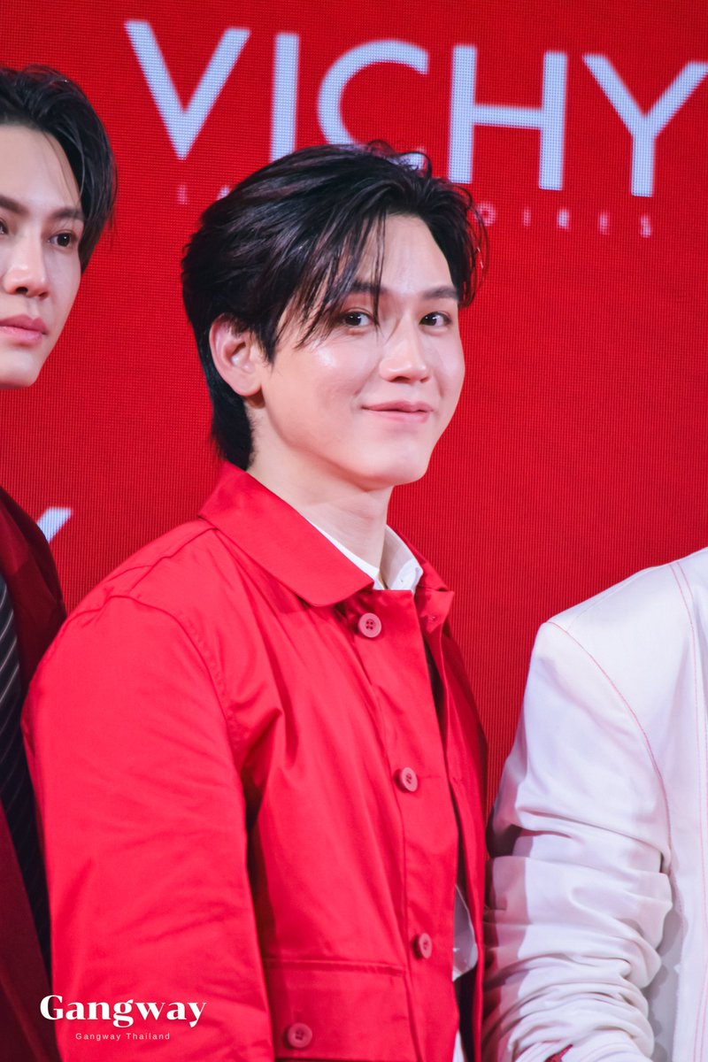 “ นิว ฐิติภูมิ ” #Newwiee ในงาน “ VICHY Collagen 16: New Era Of Youth ”

#VichyCollagen16xTayNew #TayNew 
#VichyCollagen16 #Collagen16NewEraOfYouth
#VichyTH 
#gangwaynews