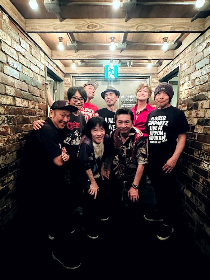 怒髪天/フラワーカンパニーズ
9月6日(土)
開場16:30
開演17:00
前売全自由 ￥6,900
別途1Drink600円

ジャンピング乾杯TOUR 2025

イープラス　ﾛｰﾁｹ.com Lコード：70029
チケットぴあ Pコード：303-173
お問合せ　FOB新潟 025-229-5000
※未就学児童入場 "不可"