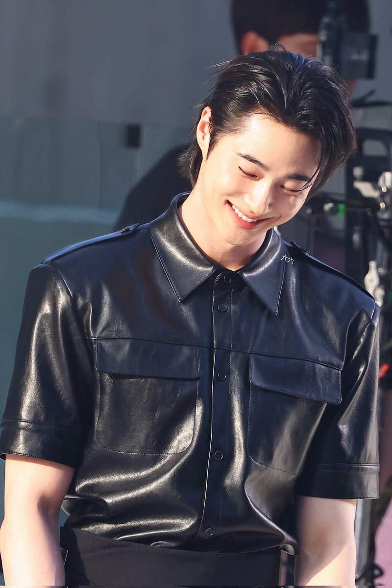 지금처럼 웃어만주면돼😘