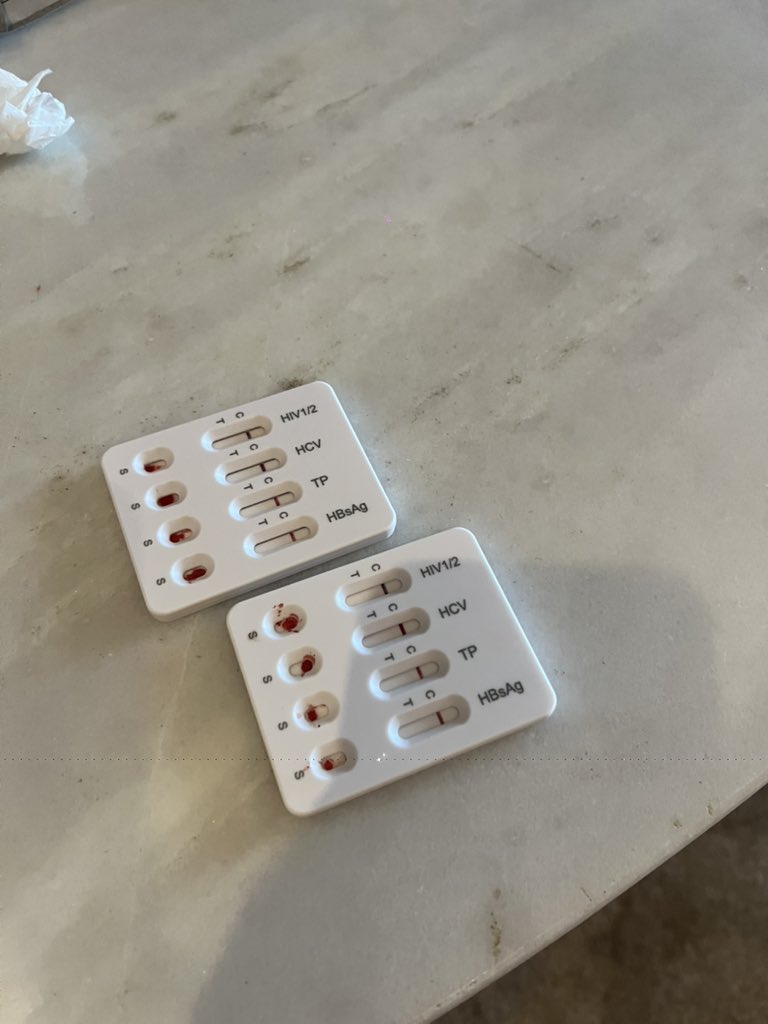 福利姬Kkk爆你的头分享的黄推图片4 - 网红私拍内容