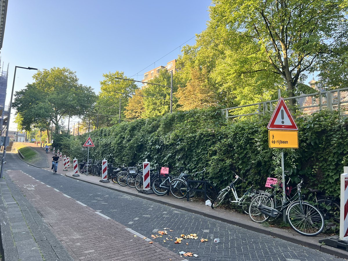 Ebru Umar tweet media