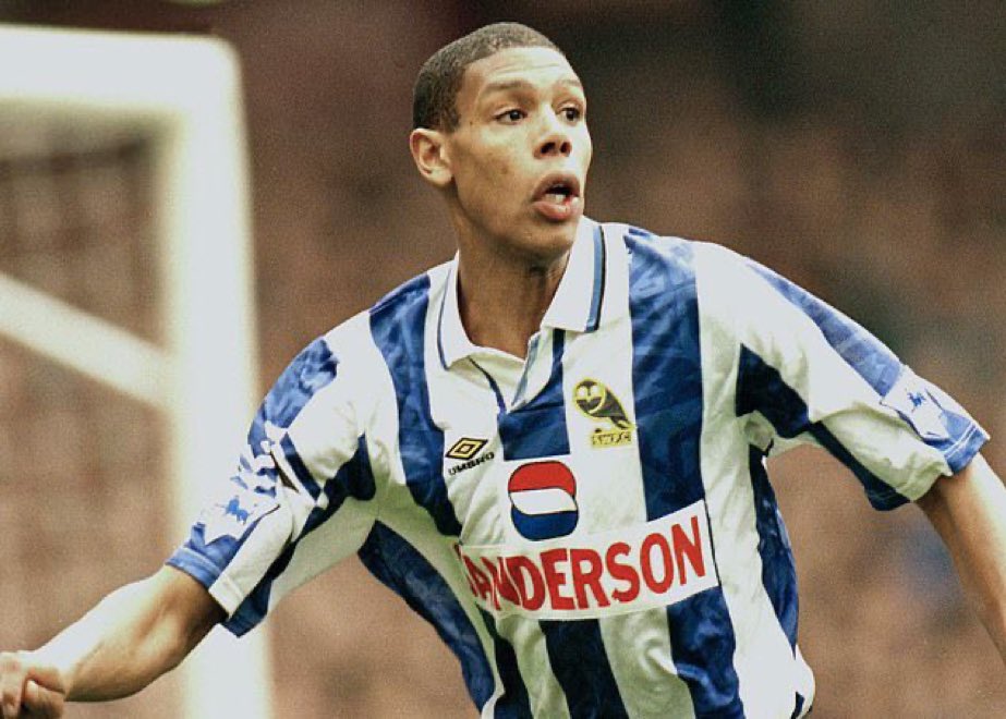 S6 Retro tweet media