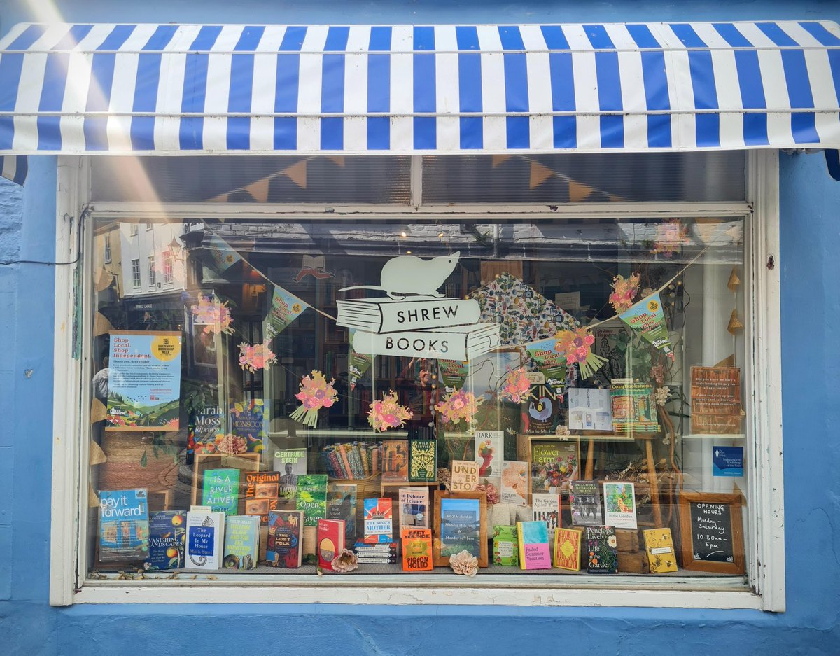 Faber Books tweet media