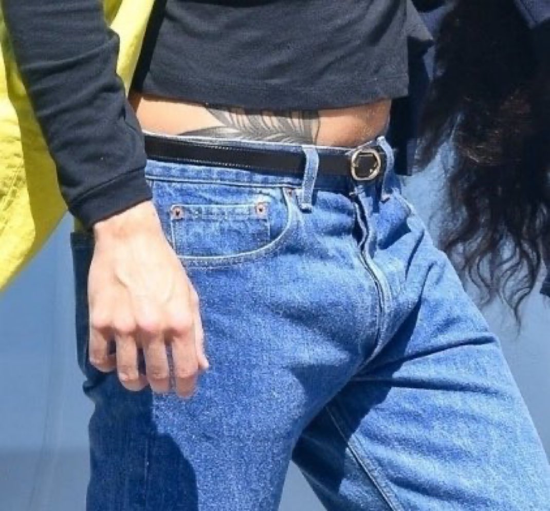 maplehrry's tweet image. GOOD MORNING LEAF tatto 🙂‍↕️🙂‍↕️🙂‍↕️🙂‍↕️