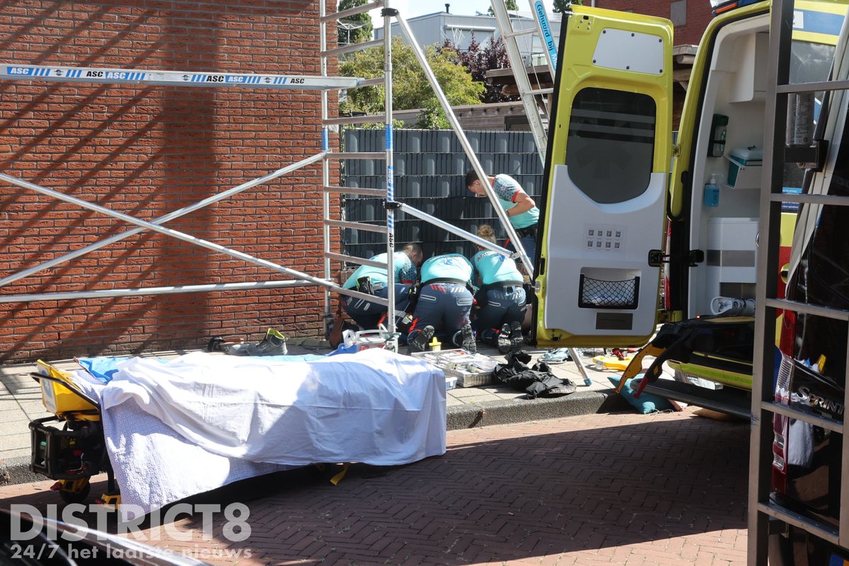 Man zwaargewond na val van steiger in Poeldijk
