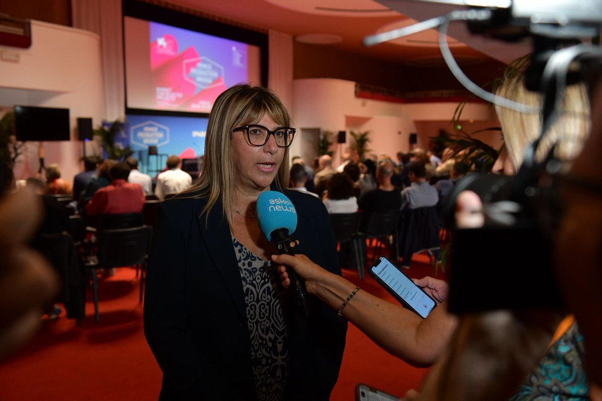 La leader della #Cisl  #DanielaFumarola  è oggi a Venezia alla cerimonia di assegnazione del Premio, “Persona Lavoro Ambiente”, collaterale alla Mostra internazionale del Cinema, con cui la <a href="/fai_cisl/">Fai-Cisl Nazionale</a> premia le opere cinematografiche più attente ai temi del lavoro e della