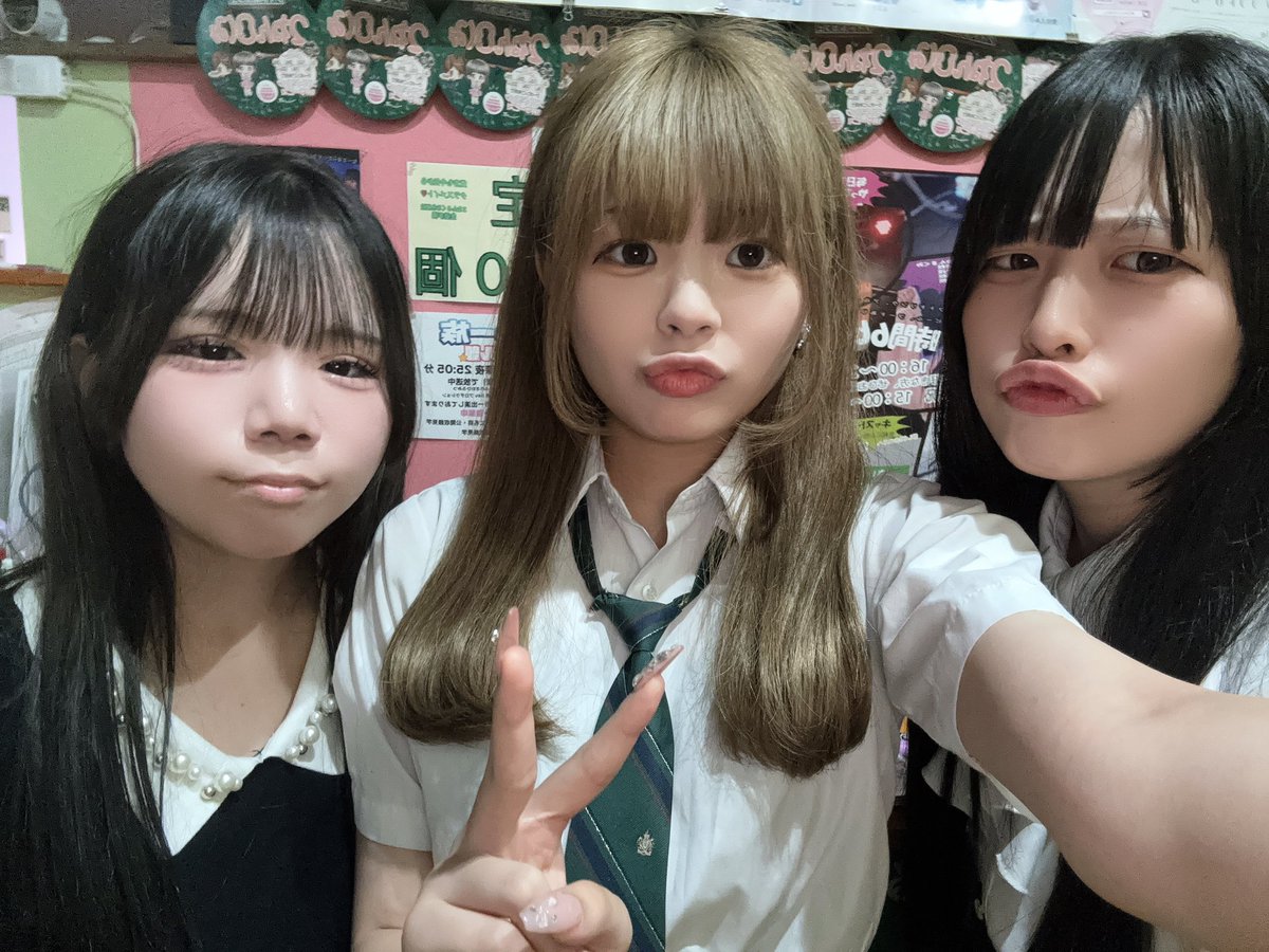 ♥️うみ♥️ 虹乃うみ🍳💛【なーどぱらだいす】 (@nz__umi) / X