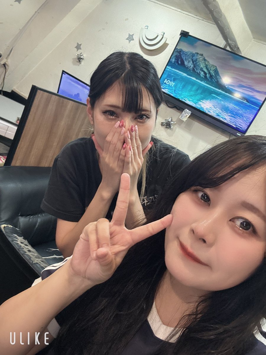 kanadesroom_bar's tweet image. かなでの部屋OPENしました❣️
本日は

19-23時
白(@haku_desudayo )
えびこ(@_ebitenpuraumai 

23-7時
ささを(@sasawo_ )
黒犬(@wani_to_inu )

で朝までお待ちしてます〜‼️