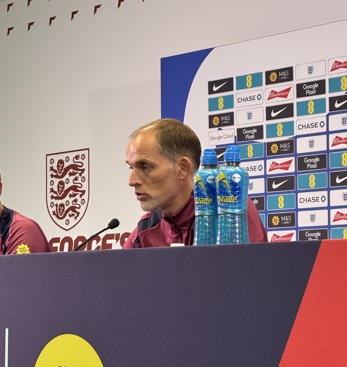 Thomas Tuchel is speaking to the media at St George’s Park. The England boss says John Stones has returned to #MCFC due to “minor muscular issues” &amp; confirmed Harry Kane will start against Andorra
