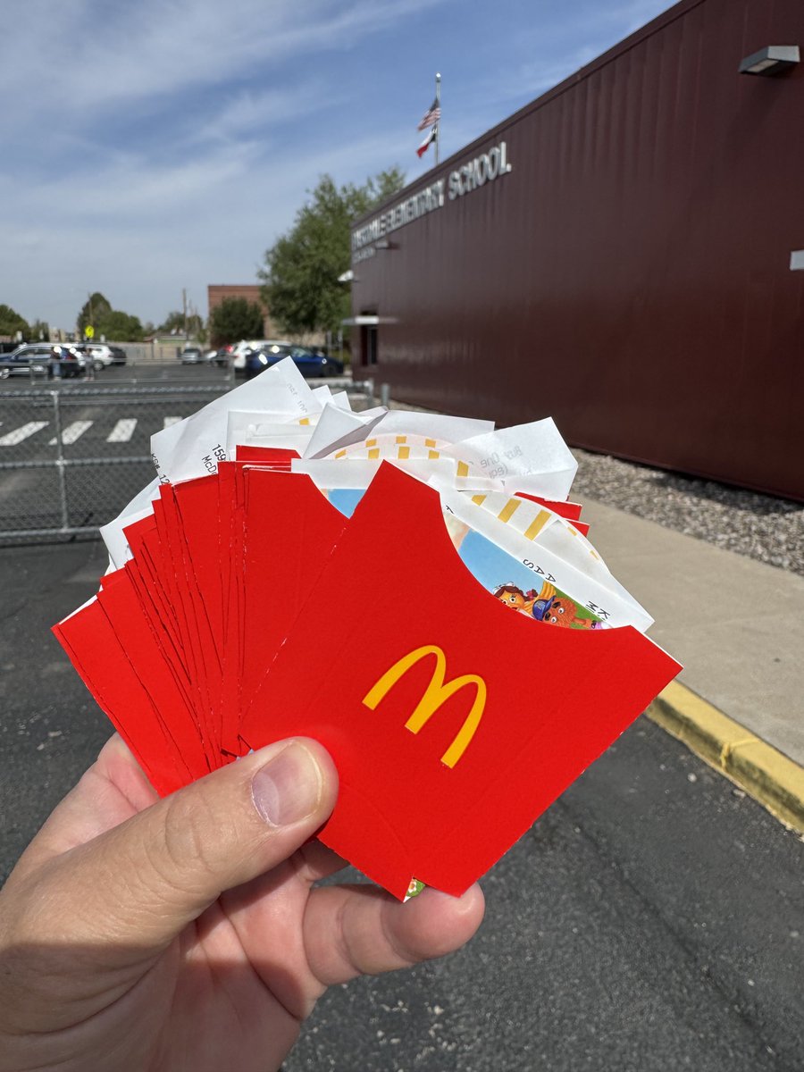 It’s nice working with a Pasodale to help them fund raise.  I gladly donated McDonald’s gift cards to keep their attendance numbers up!   Great partnership!!   ⁦<a href="/PASESYISD/">Pasodale Mustangs</a>⁩