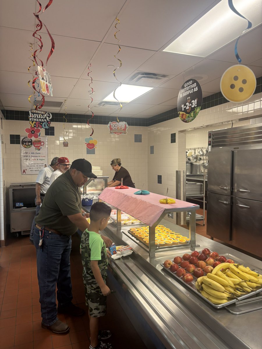 Cody Grandparents Day was a hit! Thank you to our AMAZING Cafeteria Staff for a successful morning! <a href="/NISDCody/">Cody Elementary</a>