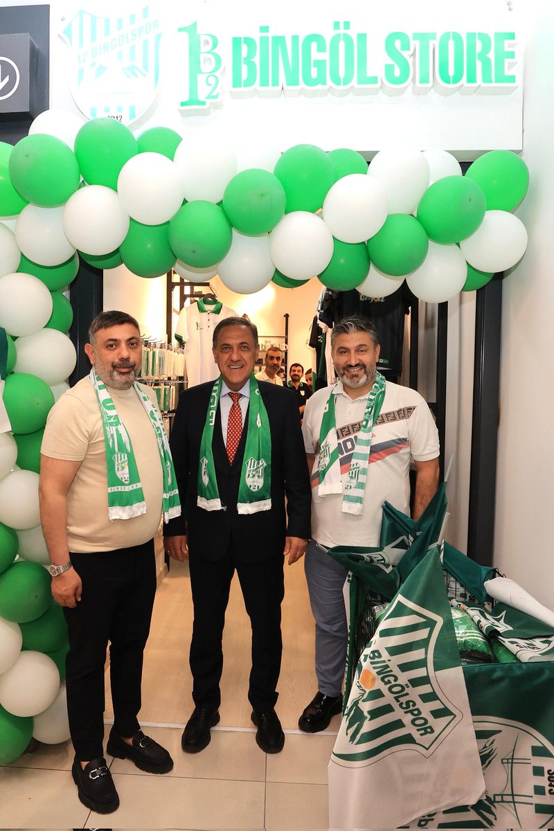 🎉 12Bingölspor Store’un MiliaMall AVM’deki butik mağazasının açılışını gerçekleştirdik. 🟢⚪

Bingöl’ümüzün markası olan 12Bingölspor’a gönül veren tüm hemşehrilerimizi, takımımıza destek olmak için mağazamızı ziyaret etmeye davet ediyorum.

Her destek, yeşil-beyazımıza güç