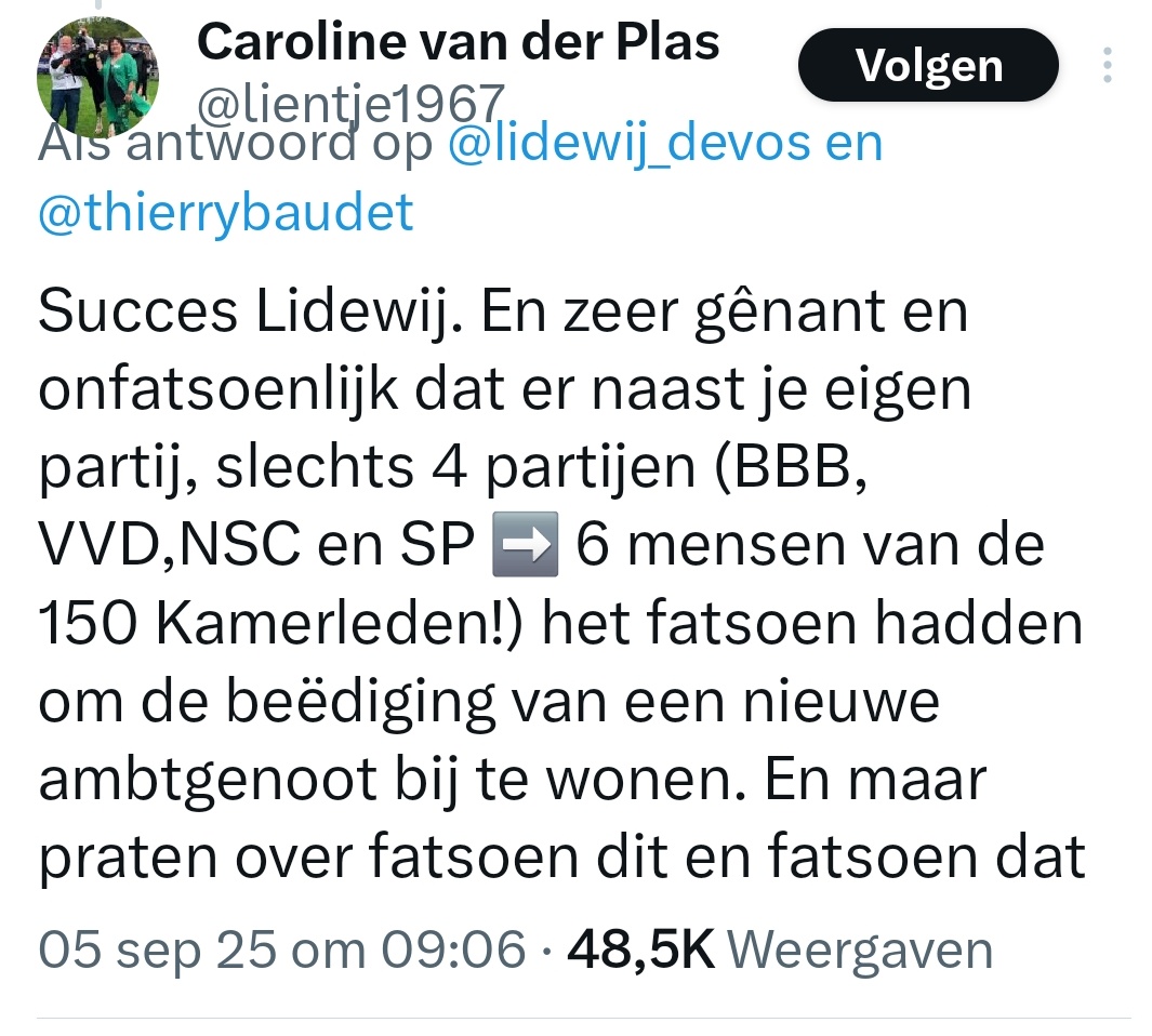 Mooie tweet van @lientje 
Heerlijk dat ze Bontekwal en anderen fijntjes op hun 'fatsoen' wijst. Of liever het gebrek eraan. 

(<a href="/lientje1967/">Caroline van der Plas</a> heeft me, god weet waarom, geblokt vandaar een schermafbeelding en geen retweet)