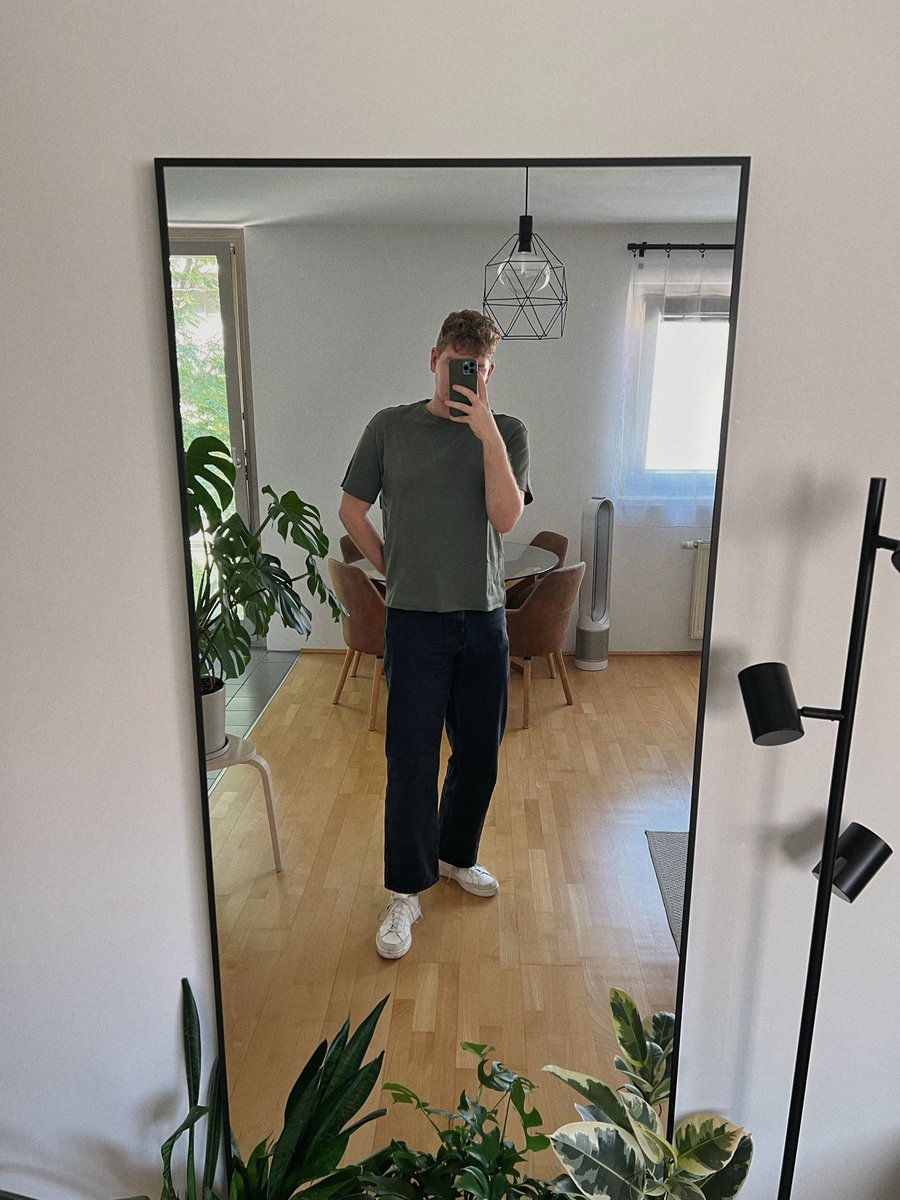 neverthelessflo's tweet image. Friday coffee dates &amp;gt;&amp;gt;&amp;gt;