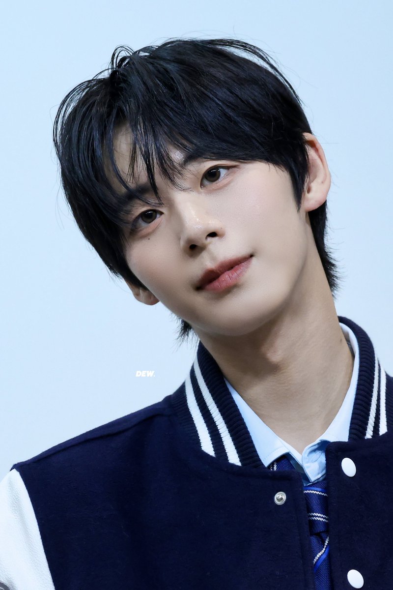 Dew_JEONGWOO's tweet image. 250817 #서정우

생일 축하해 정우야.ᐟ.ᐟ

#서정우_태어나줘서고마워
#LuckyBoyJEONGWOOday
#아홉 #AHOF #JEONGWOO