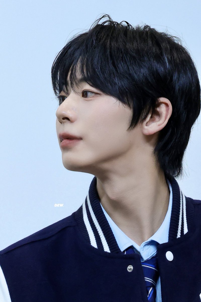 Dew_JEONGWOO's tweet image. 250817 #서정우

생일 축하해 정우야.ᐟ.ᐟ

#서정우_태어나줘서고마워
#LuckyBoyJEONGWOOday
#아홉 #AHOF #JEONGWOO