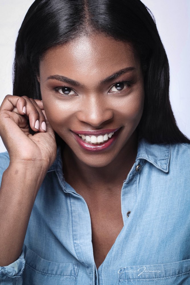 Strong eye contact. Genuine smile. Zero filters.  

This is what confidence looks like.  
Drop a 🔥 if you agree.  
#Headshots #ModelLife #Photography