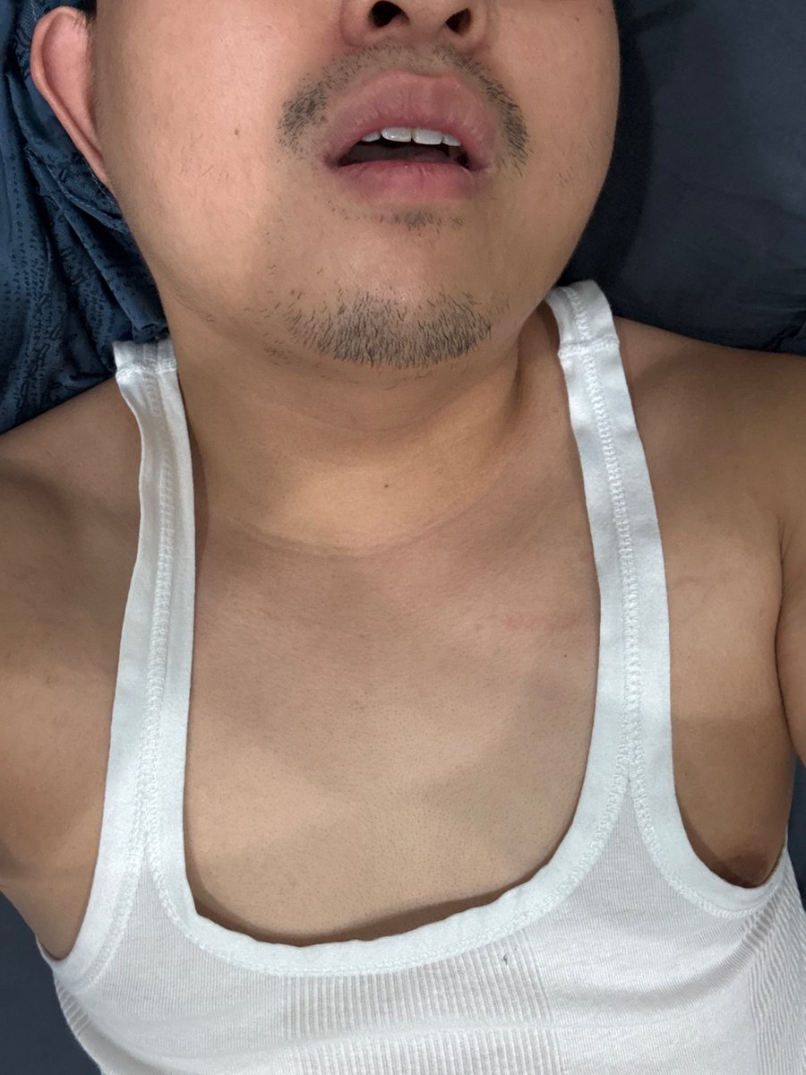 Singleter2's tweet image. 歡迎台灣朋友們跟我一起聊白背心的喜愛
Welcome Taiwanese friends to talk about white singlet fetish