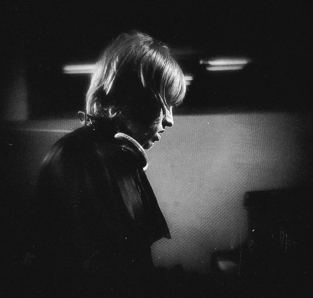 BrianResource's tweet image. #BrianJones playing #piano - #OlympicStudios, #London - November 1966 - By #GeredMankowitz

Did Gered capture the recording of Ruby Tuesday: youtu.be/bnD4rzGTqfQ?si…

Maybe, maybe not...
