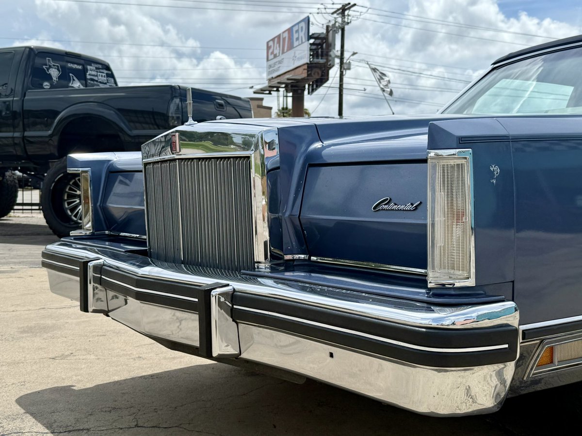 corvetteplace's tweet photo. 1983 Lincoln Mark VI SOLD🏁
Huge Congratulations to Dominique & Ernesto on the new addition to their collection. This Lincoln was probably my favorite car on the entire car lot and drove like a dream, ice cold AC, and was actually the most viewed car we’ve had this year people all over the country called on it but we sold it were right here in Corpus Christi, Texas. Enjoy 😎

“You Get More with Moore”
@thecorvetteplace 

#sold #oldschool #megusta #classic #car #lincoln
