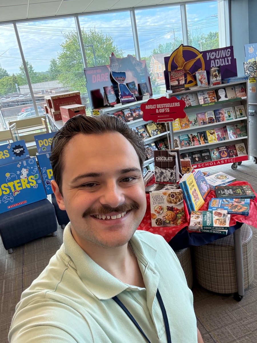 Botzki4Board's tweet photo. Always a joy and pleasure to volunteer at the @Euclid_MS book fair! Truly no greater joy than encouraging literacy in Euclid! What a great week! https://t.co/sT8sVpP4Dc