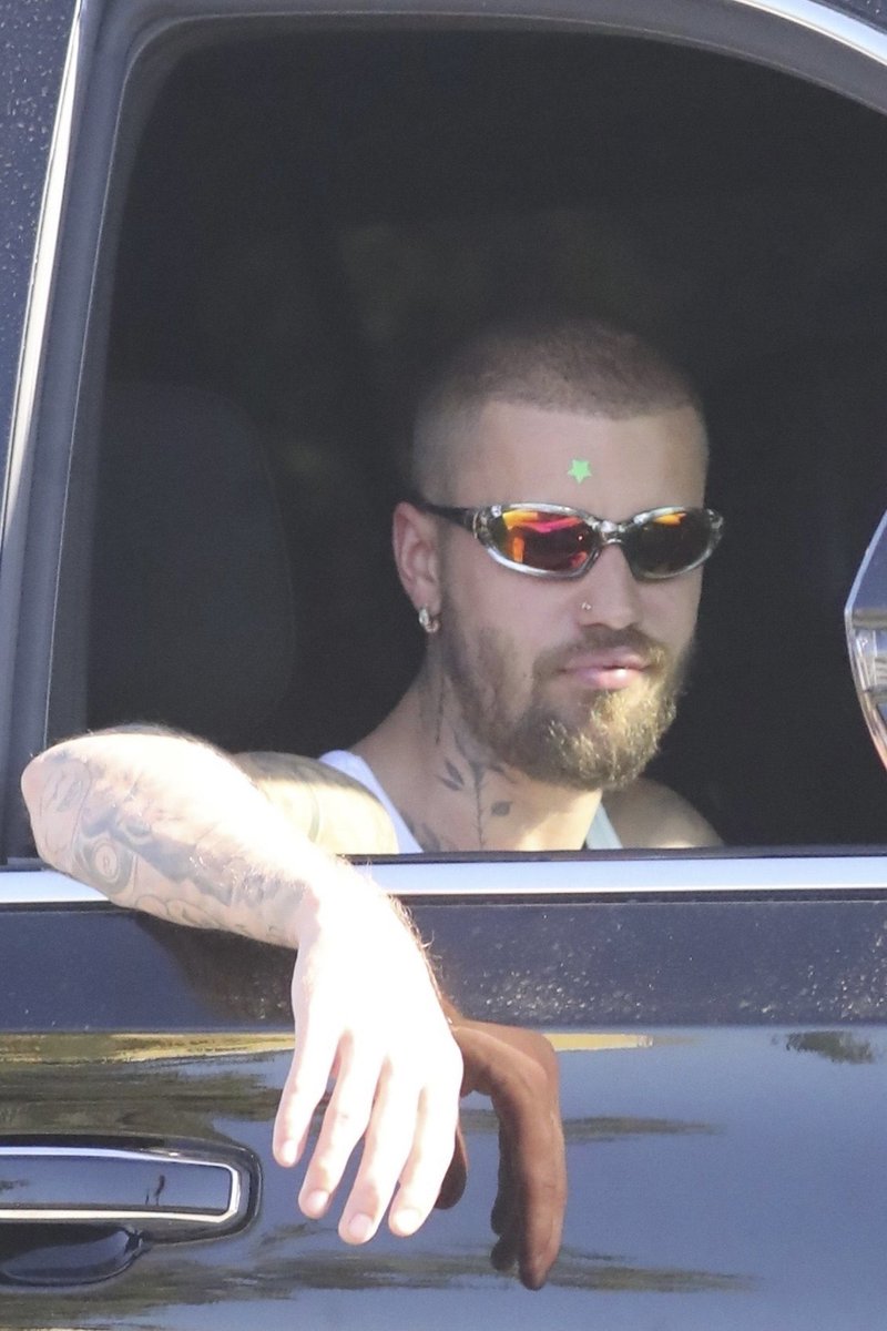 TESUDO! Justin Bieber recentemente.