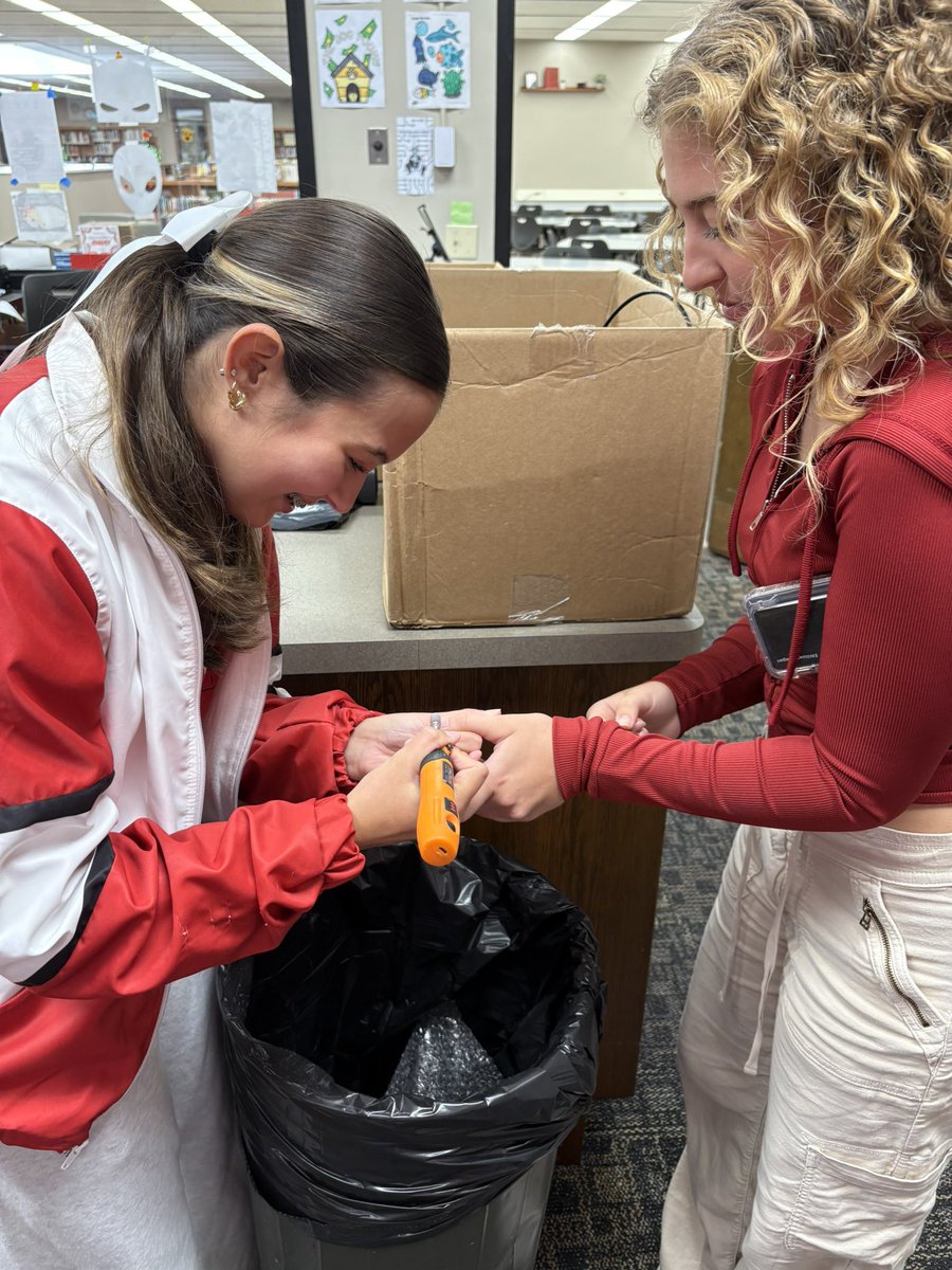 Nail issues before Homecoming?
Tech Team to the rescue!!!