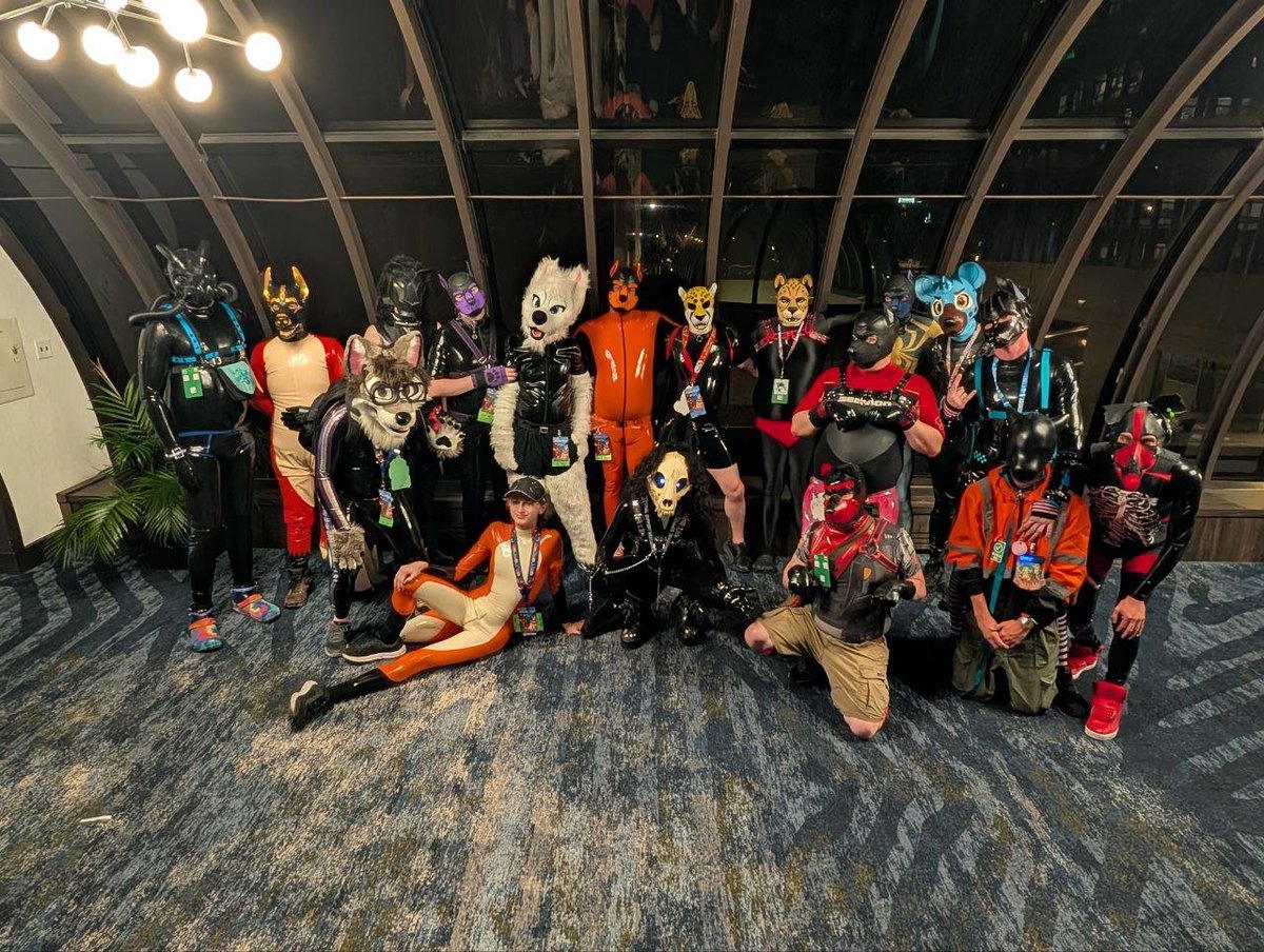 NullieTimber's tweet image. I got to participate the latex meetup at #denfur2025.